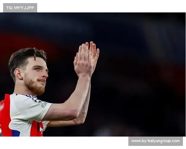 邮报称贝林厄姆父母婚姻告终因父亲与女子关系亲密引发关注