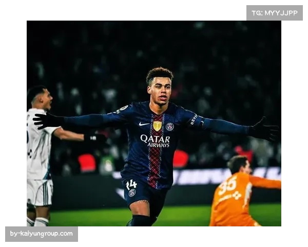 巴黎圣日耳曼小将杜埃替补双响成逆转摩纳哥关键先生